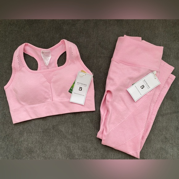 BuffBunny activewear NWT - Picture 2 of 3